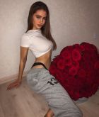 Адель — классический массаж от проститутки - 1800 грн. в час