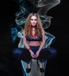 Снять девушку для секса от 1800 грн. в час (Амина, тел. 380955140092)
